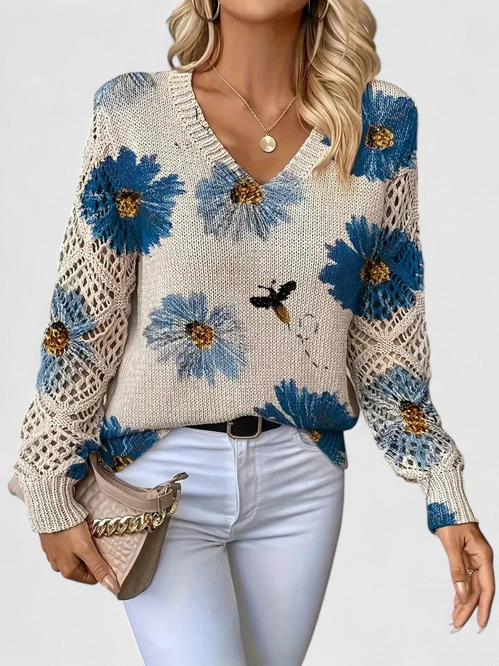 Magnolia | Elegant sweater with floral pattern